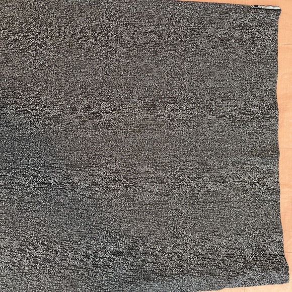 Lululemon Snapped Custom Scarf - Picture 6 of 6